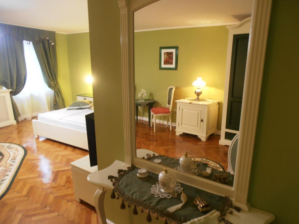 Zum Weissen Lamm Residence Сибиу Екстериор снимка